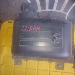 2011 Dodge Ram Air Box 