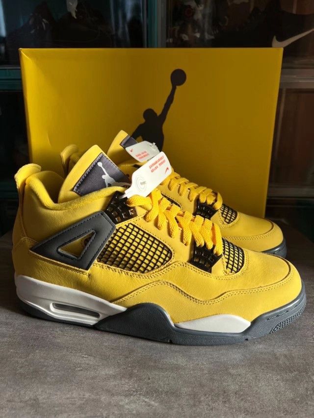 Jordan Air Jordan 4 retro “tour yellow” Mesh Cowhide Electric Mother Mid-top Retro Basketball Shoes Men's and Women's Black and Yellow