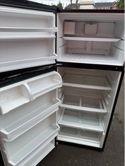 Whirlpool stainless steel top freezer refrigerator