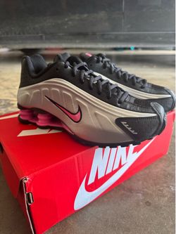 Nike R4