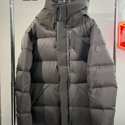 MONCLER Down Jacket 