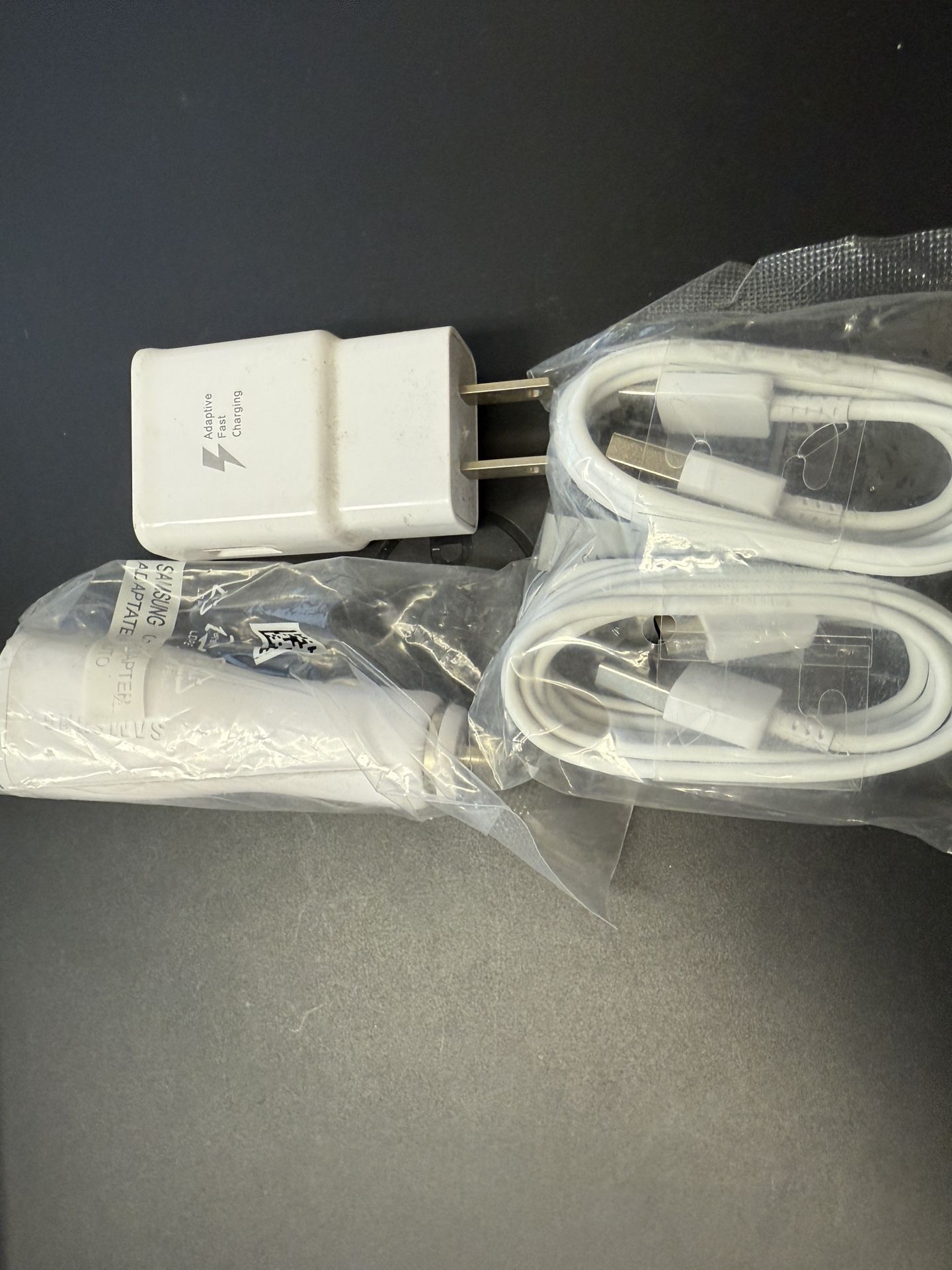 Car And Wall Adoptor With Two Usb A To Usb C Cables