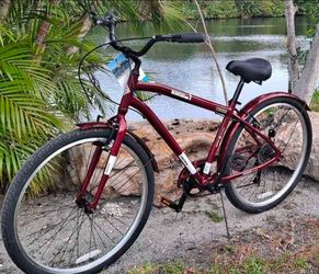 Huffy Men’s Deluxe Cruiser 27.5" Bicycle in the box