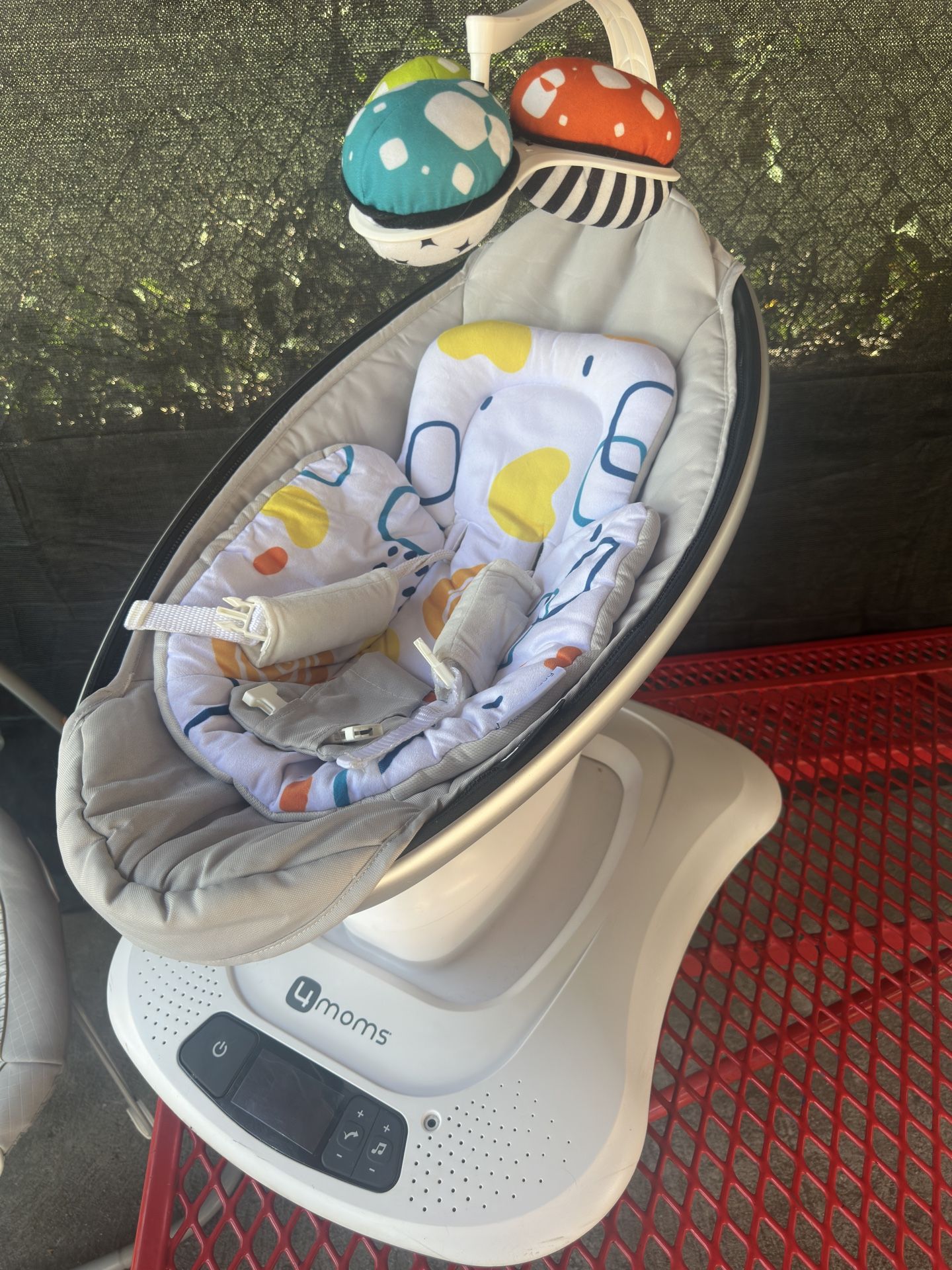 4Moms MamaRoo Baby Swing