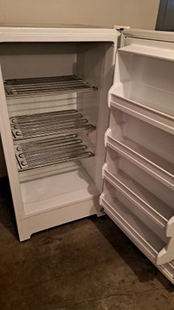 Freezer upright 11.6 cu ft.