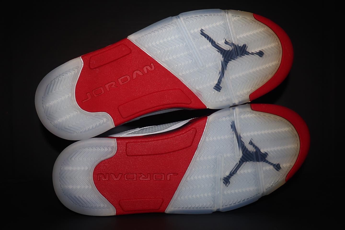 2013 Jordan Fire Red 5 size 9.5 DS Kept Brand new for 7 years