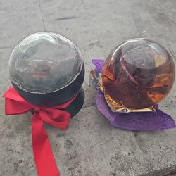Free crystal globes with roses