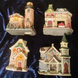 4 Large Ceramic Houses ( Lights Up )