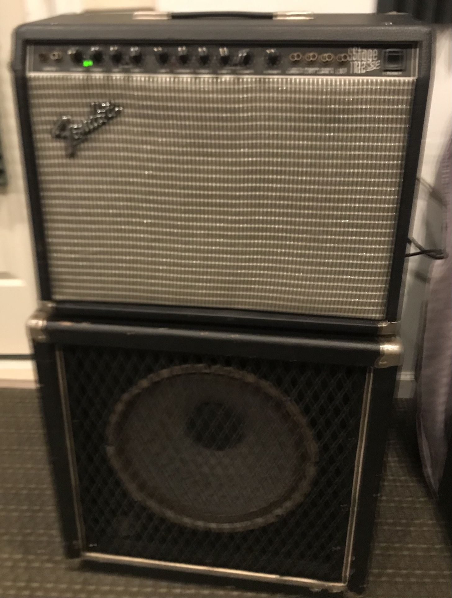 Fender Amp And Speaker Cab