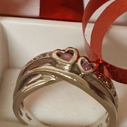 Beautiful Vintage Ring 10k Real White Gold, Amethyst stone, and Diamonds, Heart style, 3.09grs Size 5
