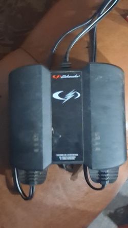 SC1410 2-bank battery charger and maintainer