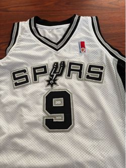 San Antonio spurs #9 Parker jersey size L youth
