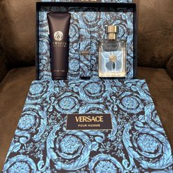 Versace Poor Homme Perfume Set