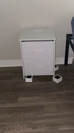 $50 Each or $90 Pair oboMatching Nightstands with USB & Power Outlets -