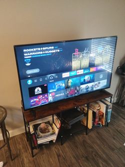 50 In Insignia Roku TV With TV Stand One Year Old