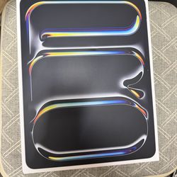 IPAD PRO 13” M5 2TB CLEAN IMEI UNLOCKED BRAND NEW FACTORY SEALED $1,700 CASH
