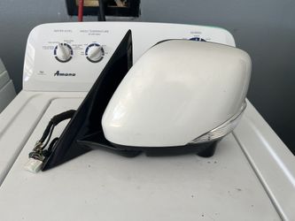 2011-2017 INFINITI QX80 QX56 LEFT DRIVER SIDE MIRROR W/ CAMERA OEM 026620