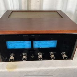 McIntosh MC 2205 Amplifier USA 1970’s 200 Watts Per Channel 