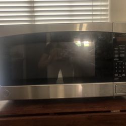 GE 2 cu-ft. 1200 Watt Countertop Microwave Stainless