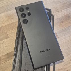 Unlock SAMSUNG S22 ULTRA 128GB ($299)