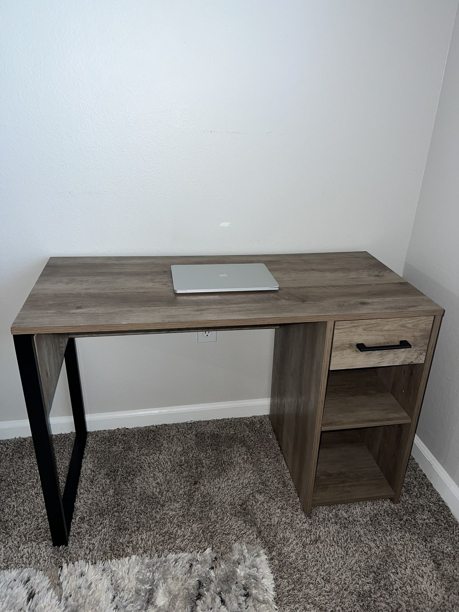 Durable Wood Computer Desk