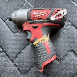 Milwaukee M12 1/4” Hex Impact Driver 2462-20 And 1.5ah Battery