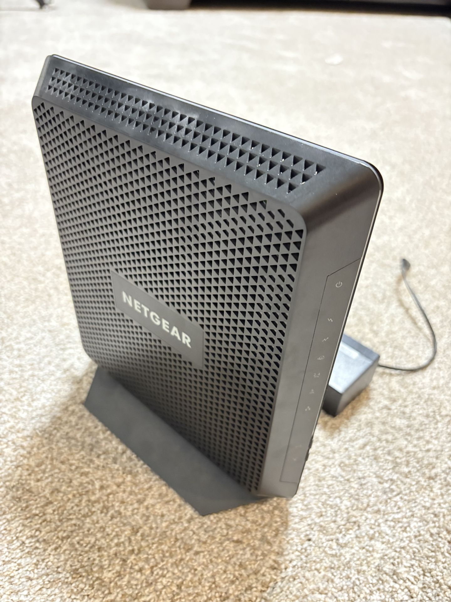 NETGEAR Nighthawk AC1900 Modem Router Combo