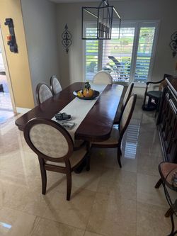 Dining room set