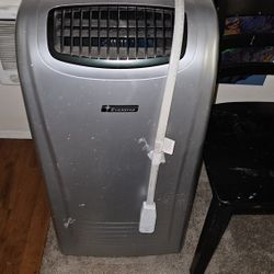 Everstar  Stand Up Air-conditioner 