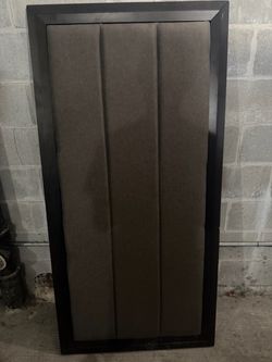 Headboard for bed with three bed posts