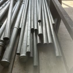 25 Tubos Galvanizado De 9ft  De 3” De Diámetro Y 15 De 9 Pies De 1 1/2 “ De Diámetro