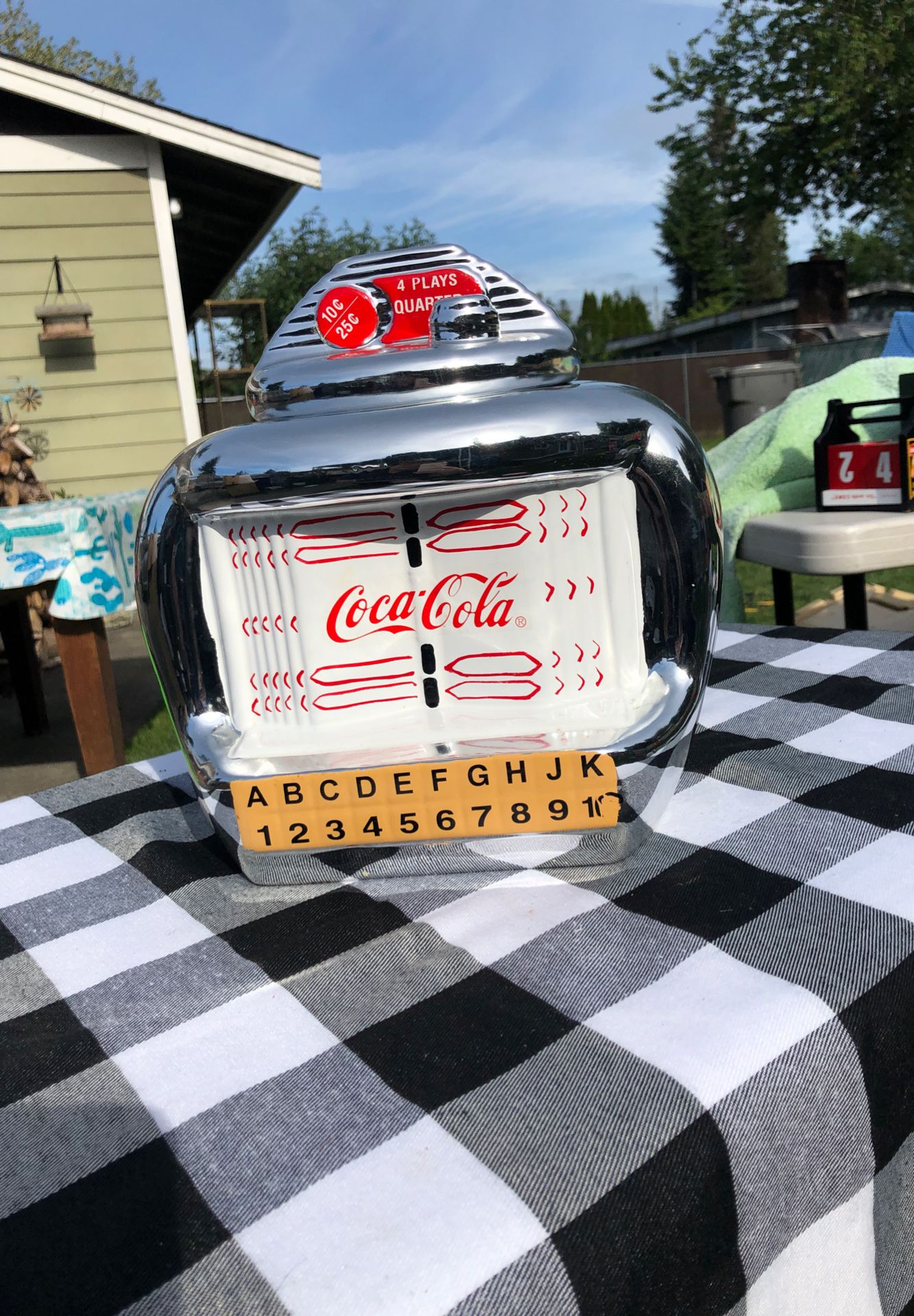 COCA-COLA Vintage Jukebox Cookie Jar