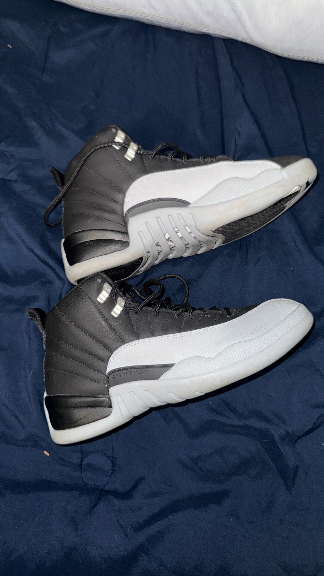 Air Jordan 12 Retro Size 9.5 M