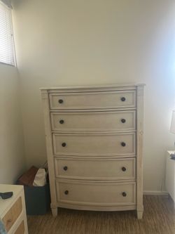 Wooden Dresser - 5 Drawer (Antique Distressed Ivory)