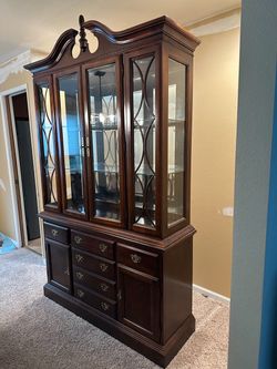Vintage American Drew Cherry Grove Canted China Cabinet Hutch