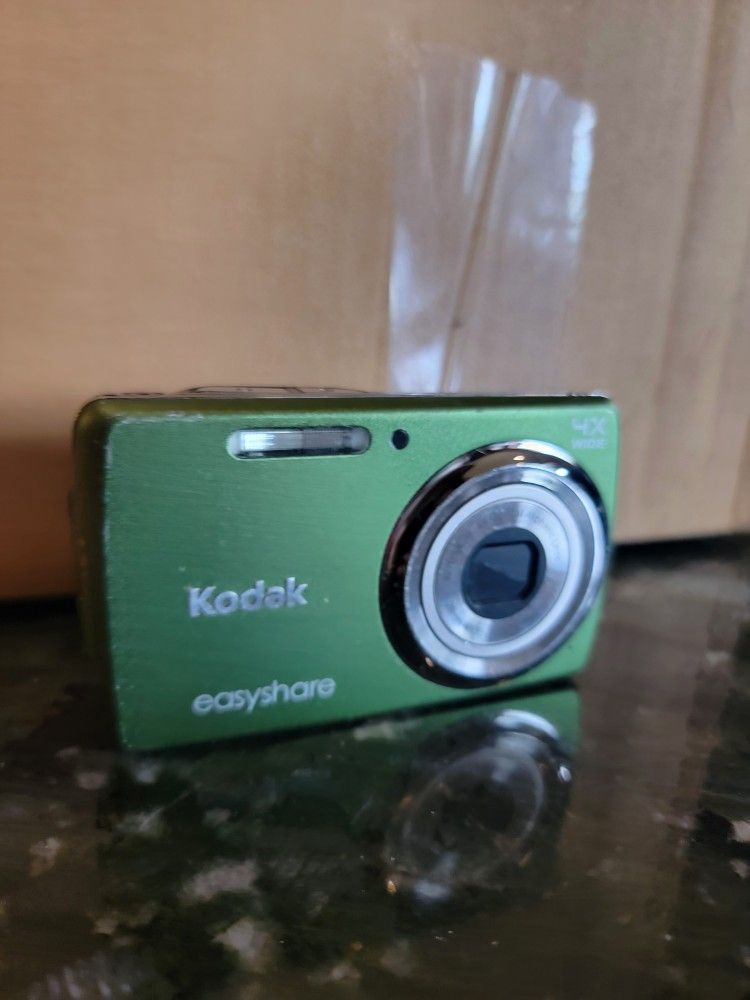Kodak EasyShare M532 14MP Green