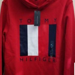 TOMMY HILFIGER PULLOVER MEN'S THICK HOODIE SWEATER SIZE MEDIUM DARK RED REGULAR FIT NO FRONT POCKETS BRAND NEW WITH TAGS CHECK OUT MY OFFERS. 