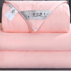 Rare Handmade Mulberry Silk Quilt – Heavy 14lb King, High Value. 