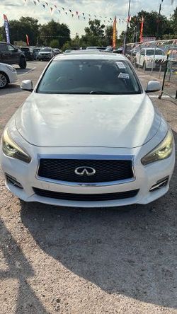 2017 INFINITI Q50