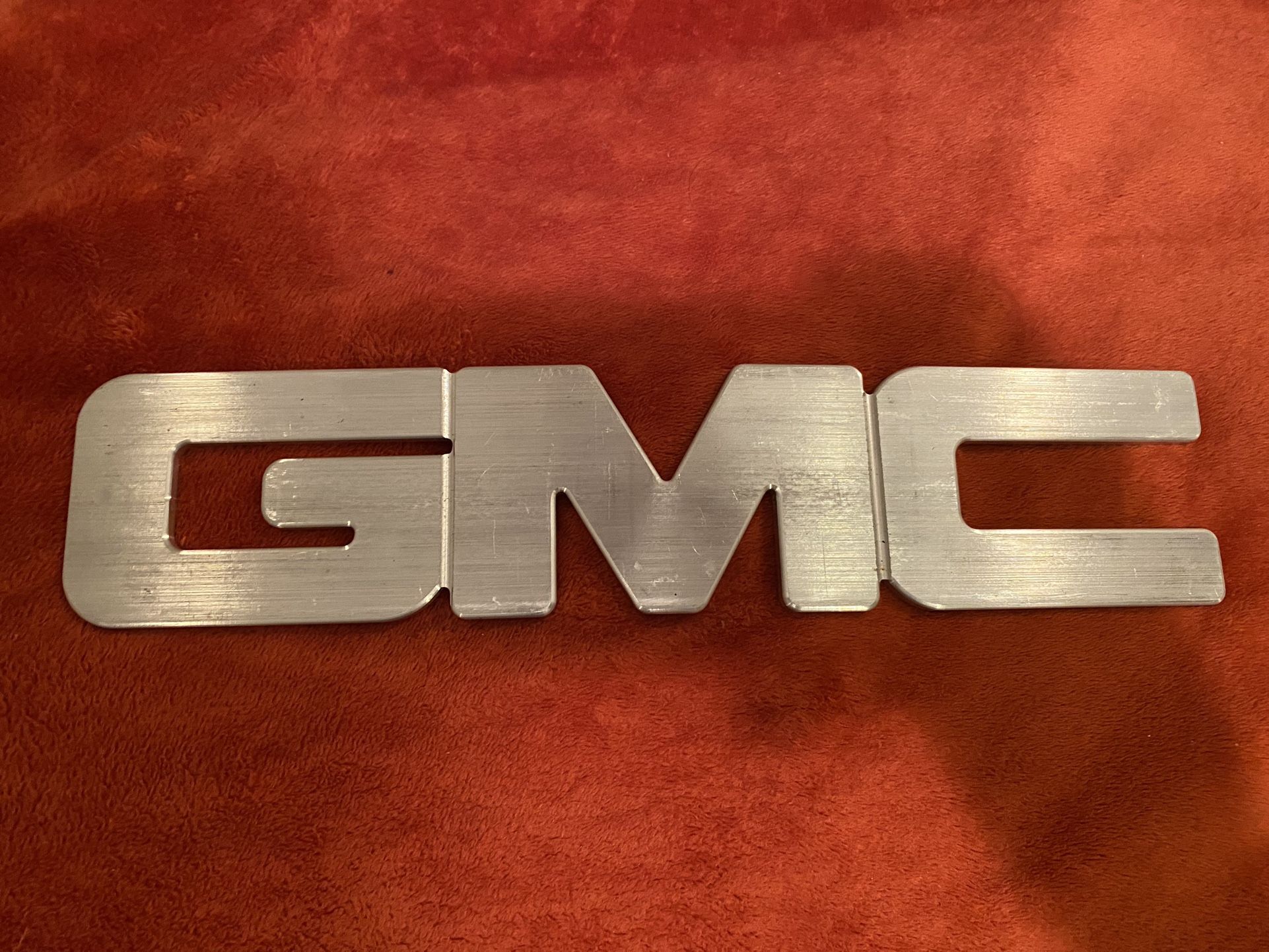 GMC Sierra Emblem 88-98 Aluminum Natural Finish 