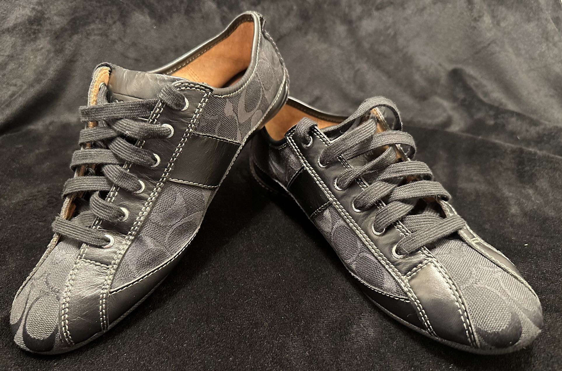 Women’s Authentic Coach Shoes Size 8