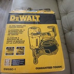 DEWALT
Pneumatic 15-Degree Coil Corded Siding Nailer