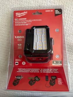 Milwaukee M18 18-Volt Lithium-lon Cordless 1000 Lumens ROVER Compact Folding Flood Light with USB Charging (Tool-Only)