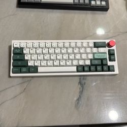 Fully Custom Designer Enthusiast Clicky Switches Epomaker Th66 Keyboard