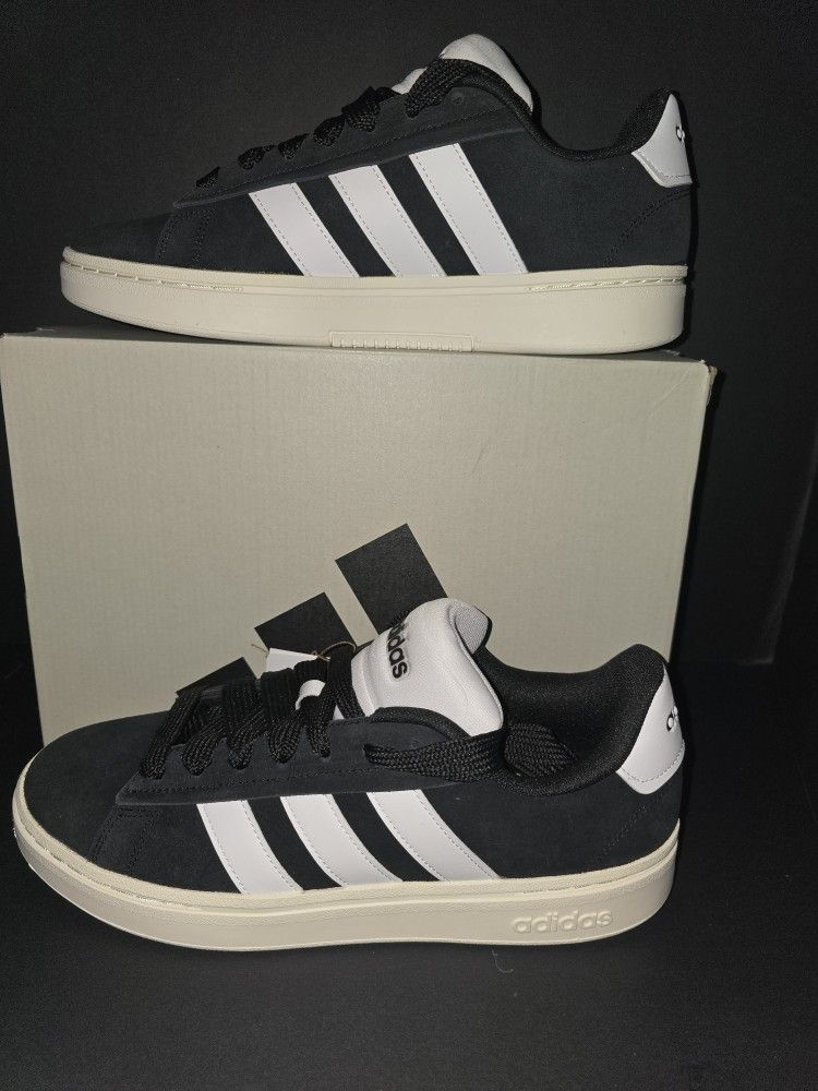 ✨ BRAND NEW ADIDAS MEN’S SNEAKERS – SIZE 10.5 ✨