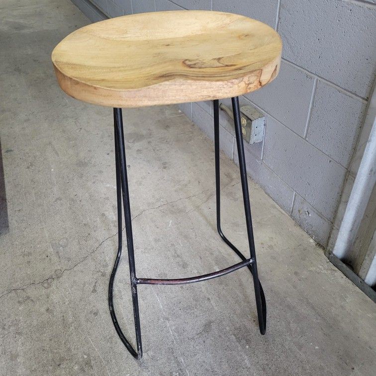 Saddle Seat Wood Bar Stool 30"
