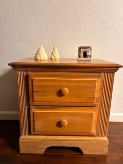 Wood 2-Drawer Nightstand