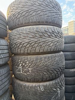 Vendo 245/40/R18 las 4 llantas por $170