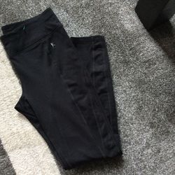 DANSKIN NOW WOMENS BLACK SIZE 4 6 ATHLETIC LEGGINGS JOGGER PANTS JOGGERS WITH COMPRESSION JUNIORS