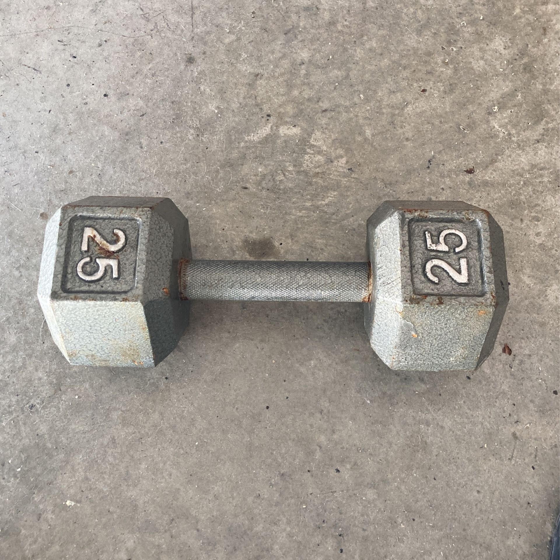 Dumbbell 25